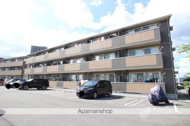 ウィルコート小郡給領町 A・B B棟の外観写真