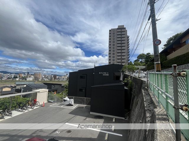 セブンプロート三滝本町の外観写真