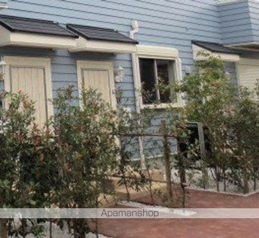 MAISON PRENDRE A棟の玄関写真