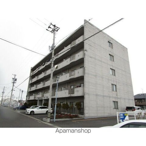 ロイヤル芝原北館の外観写真