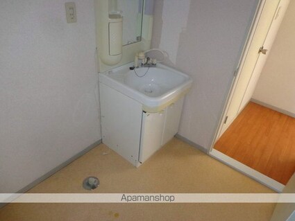 メゾンアザレアＣ[3DK/55.4m2]の洗面所