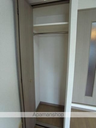 東京都新宿区若松町[1K/20.66m2]の収納