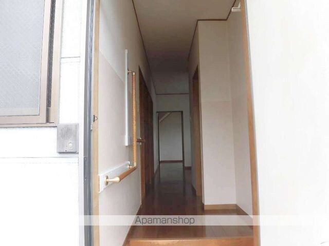 第二中央ハイツ[3K/44.62m2]の玄関