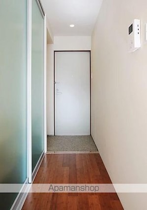 コリドールベルエア[1K/29.71m2]の玄関