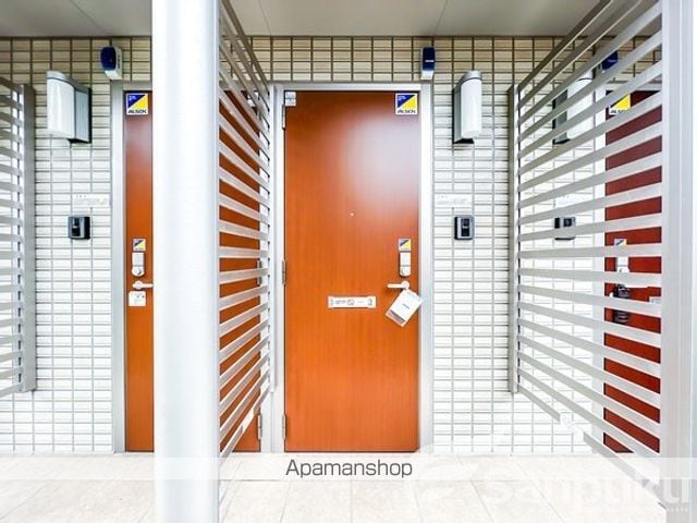クローヌ・ド・フルールの玄関写真
