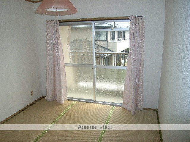 大石マンションの内装写真