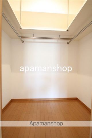 LEGALタワー船場の内装写真