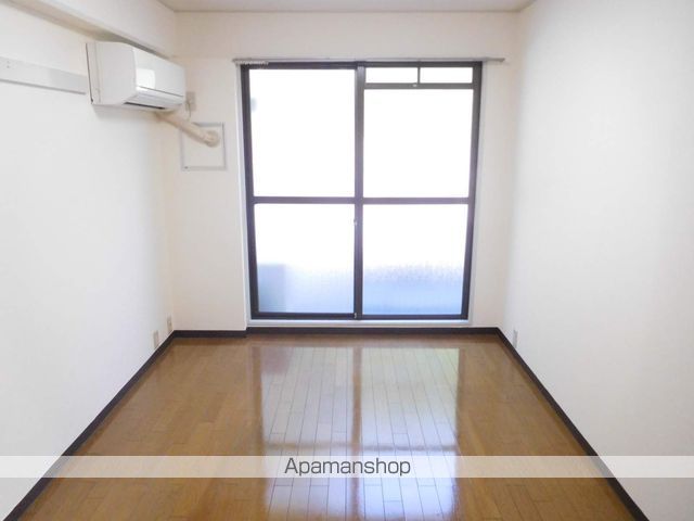 衣笠氷室町マンションの内装写真