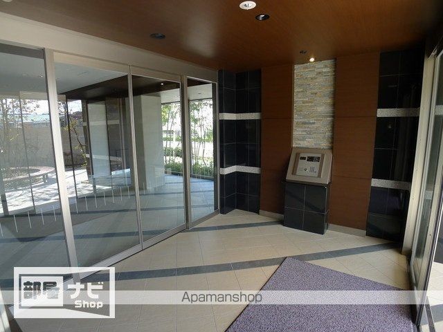 アルファスマート谷山の玄関写真