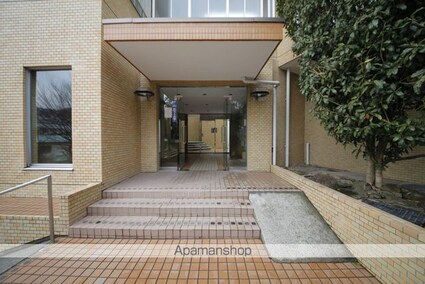 ライオンズマンション多摩動物公園[3LDK/70.91m2]のエントランス