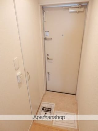 リブリ・クロシェット[1K/26.08m2]の玄関