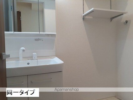 カーサ・コルーテ南[1LDK/50.52m2]の洗面所