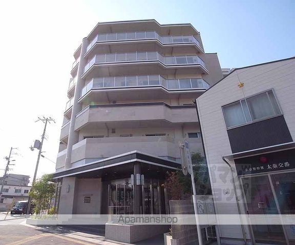 プレサンスロジェ太秦天神川駅前の外観写真