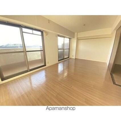 ボヌール[2LDK/60m2]のリビング・居間4