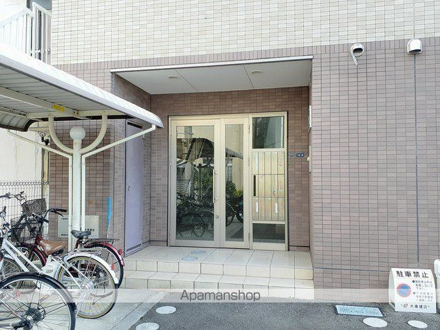 サクセス武庫川の玄関写真