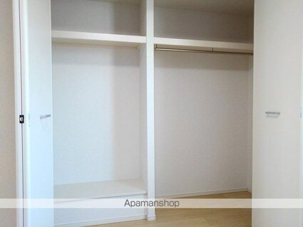 フォレスト比良西Ⅱ[1LDK/48.65m2]の収納