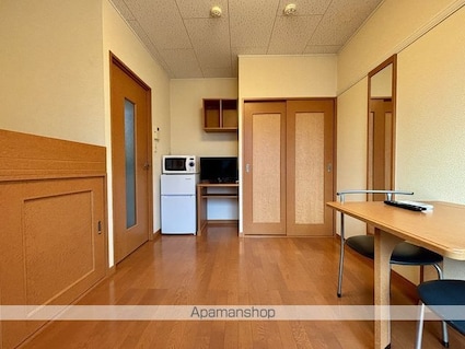 レオパレス若菜[1K/19.87m2]のリビング・居間1