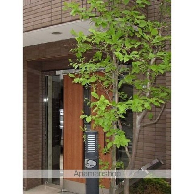 菱和パレス三軒茶屋[1K/25.19m2]の外観2