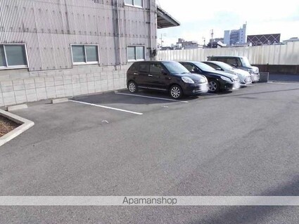 レオパレスアステック[1K/20.81m2]の駐車場