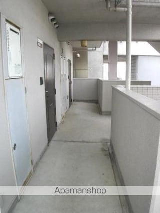 グランビュー松山[1DK/27.45m2]の共用部1