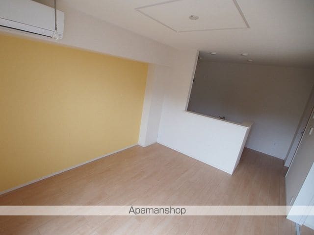 ハピネスヒルIIIの内装写真