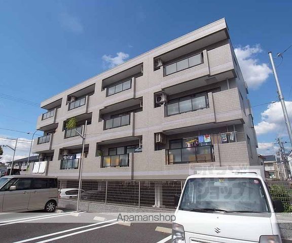 ロイヤルハイツ西沢の外観写真