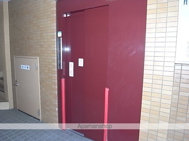 ラモヴェール白壁の外観写真