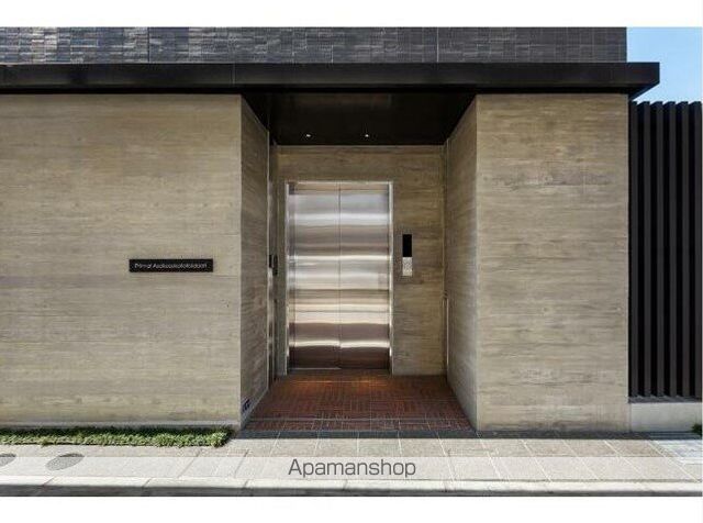 プライマル浅草言問通の玄関写真