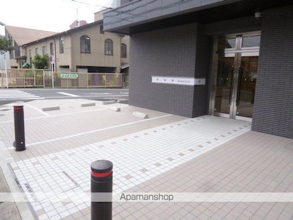 エルミナリュクス[1K/29.86m2]の駐車場1