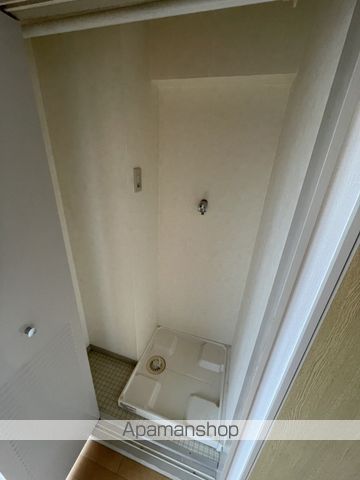 コルミー本郷の内装写真