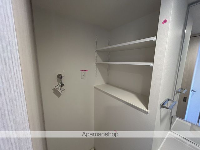 コンフォリア新大阪宮原Qの内装写真
