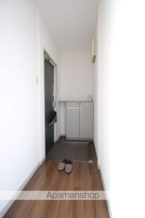 ウィン岡山[2LDK/60.35m2]の玄関