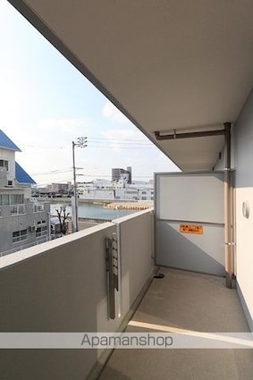 ａｄｅｎｉｕｍ　Ｆｏｒｅｓｔ[1LDK/44.29m2]のバルコニー