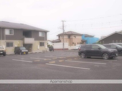 グラマードマレ　Ｂ[2LDK/50.42m2]の駐車場3