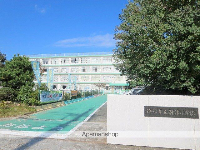 セレンディピティIIの周辺写真