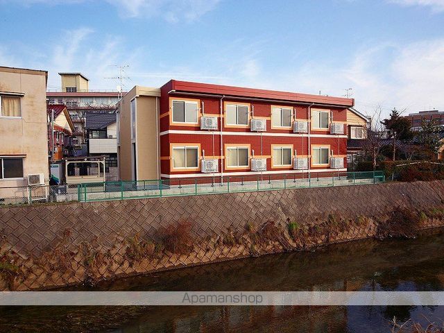 レオネクスト颯の玄関写真