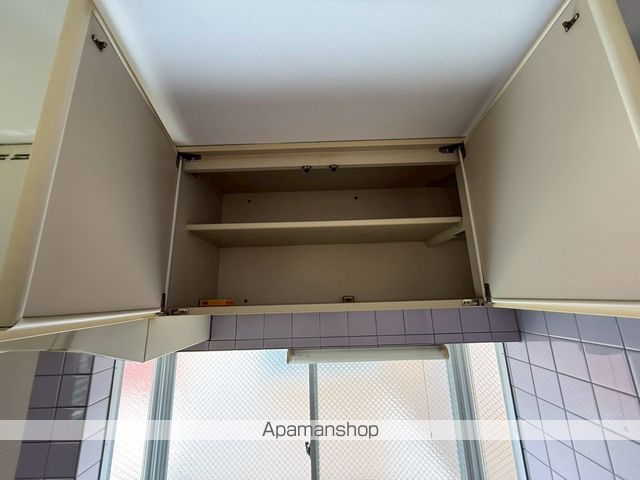メゾンサンライトIIIの内装写真