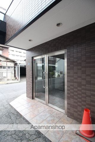 スリーゼメゾンの玄関写真