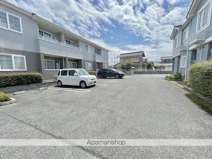 グレイス　ロマーヌⅠ[2DK/51.05m2]の駐車場