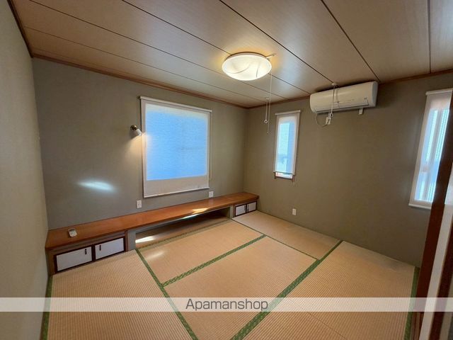 厚木市 2階建 築26年の内装写真
