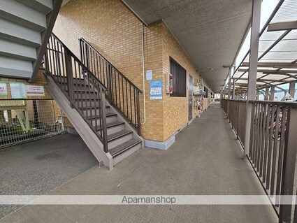 オステンハイム[3DK/55.65m2]のエントランス1