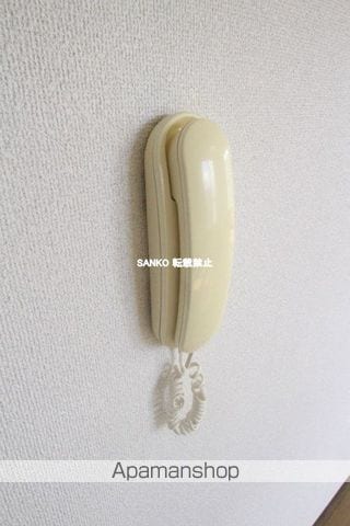 インターナショナルビルの内装写真