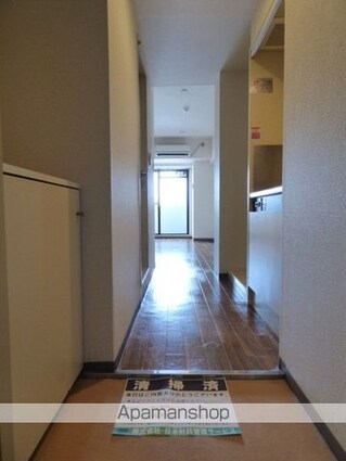 ラフィネ西荻[1R/18.17m2]の玄関