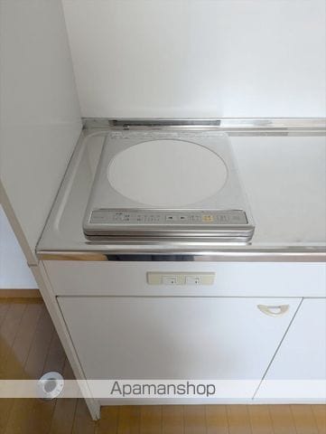 ヴィラ鶴新田 弐番館の内装写真