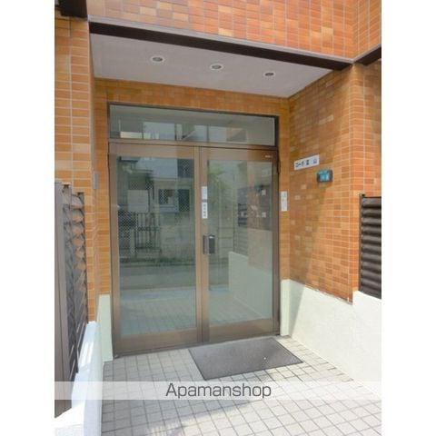 コーポ富山の玄関写真