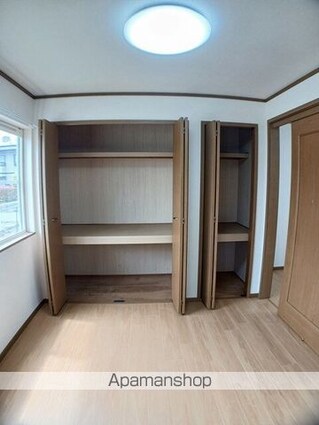 エストロジュマン[2DK/46.38m2]の収納