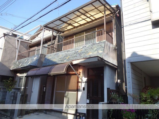 枚方市松丘2丁目貸家の外観写真