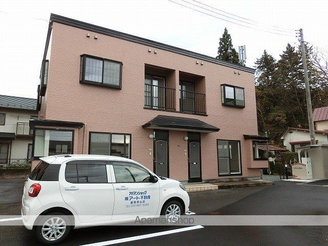 タウンハウスの外観写真