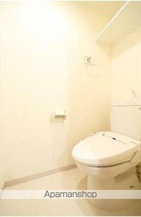 ルミエール中町[1LDK/47m2]のトイレ