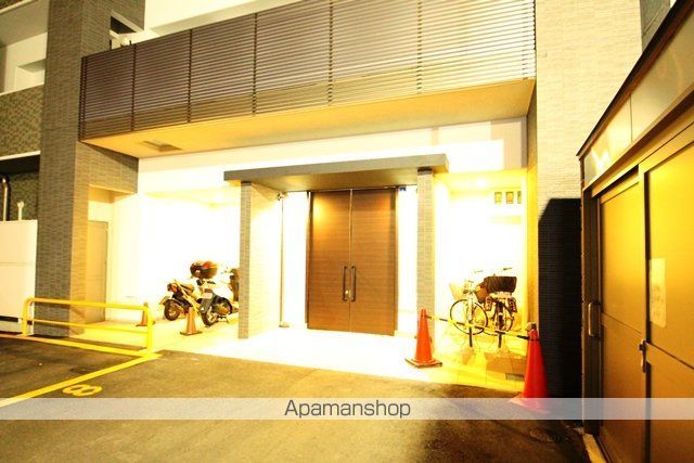 オクトレーベン新大阪の外観写真